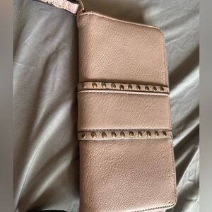Women’s pink wallet